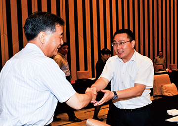 原中央政治局常委、第十三届全国政协主席， 时任国务院副总理汪洋接见j9游戏科技总裁薛驰